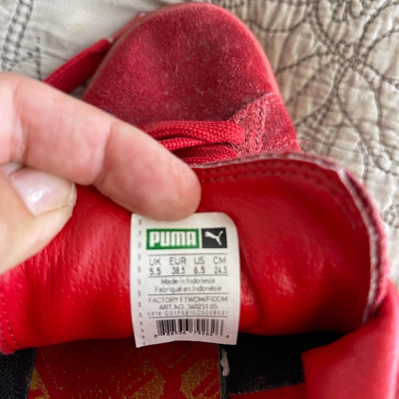 Red Puma sneakers - Picture 4 of 6